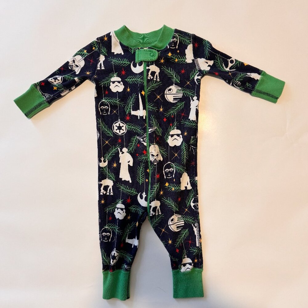 Hanna Andersson Star Wars footie pajamas Christmas, size 6-9 months boys